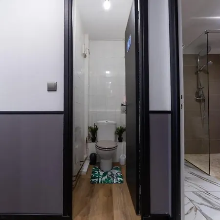 Chambre 1 Rene Cassinbalcon Wifi Mini-frigo Tv *