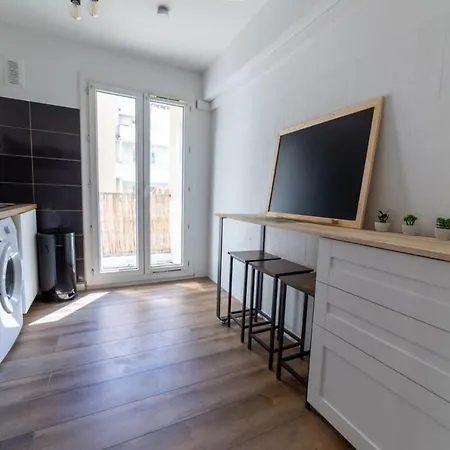 Chambre 1 Rene Cassinbalcon Wifi Mini-frigo Tv *